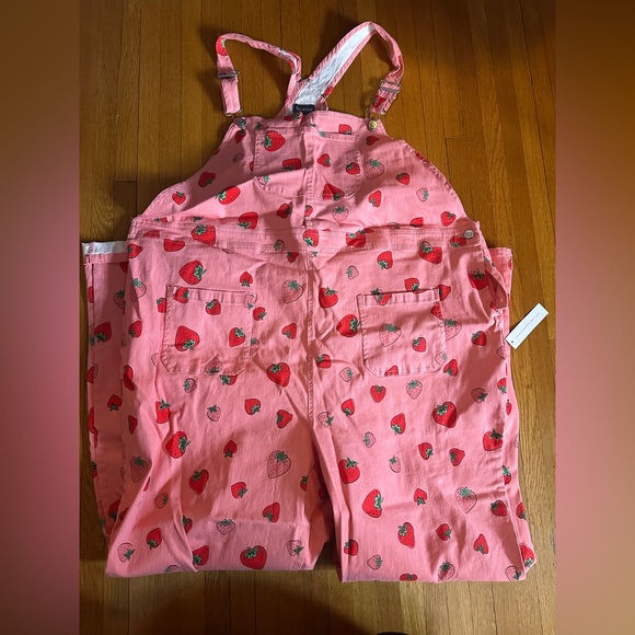 ModCloth Pink Strawberry Overalls, Size 24W, NWT - Picture 2 of 11